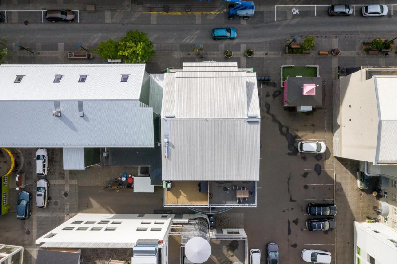 Penthouse On The Main Street, Town Center Apartment Akureyri Exterior foto